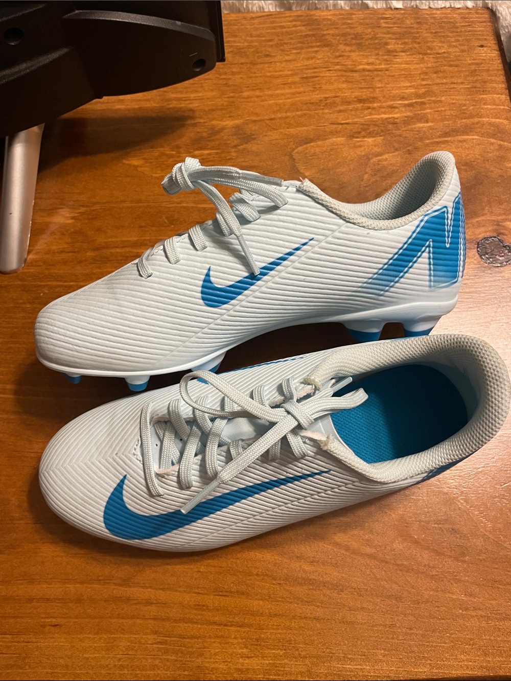 Nike Light Gray and Blue Girls Soccer Cleats